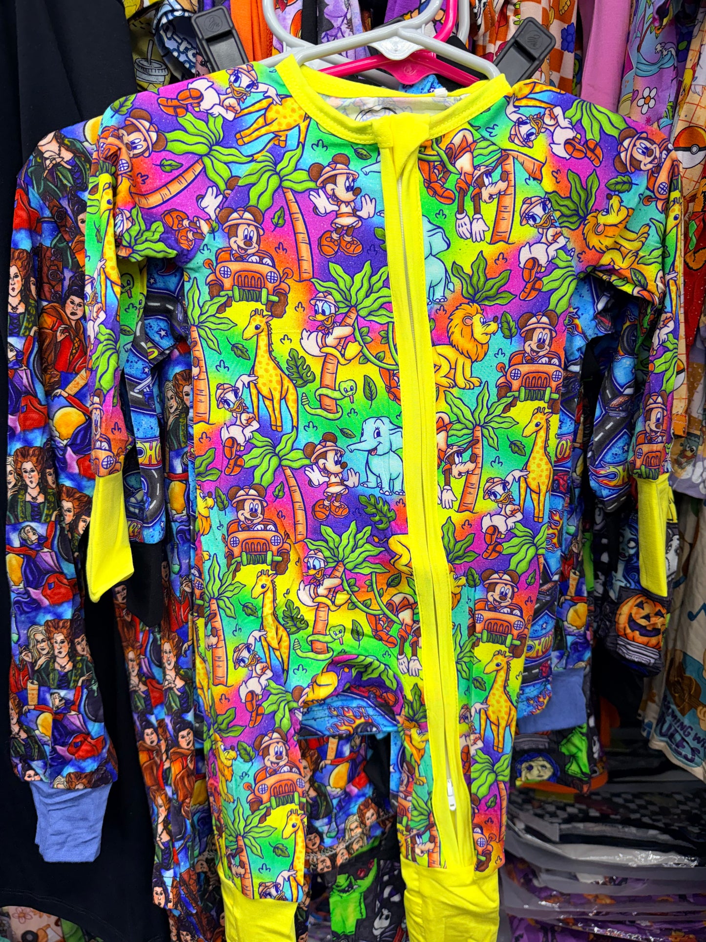 RTS NEON ZOO